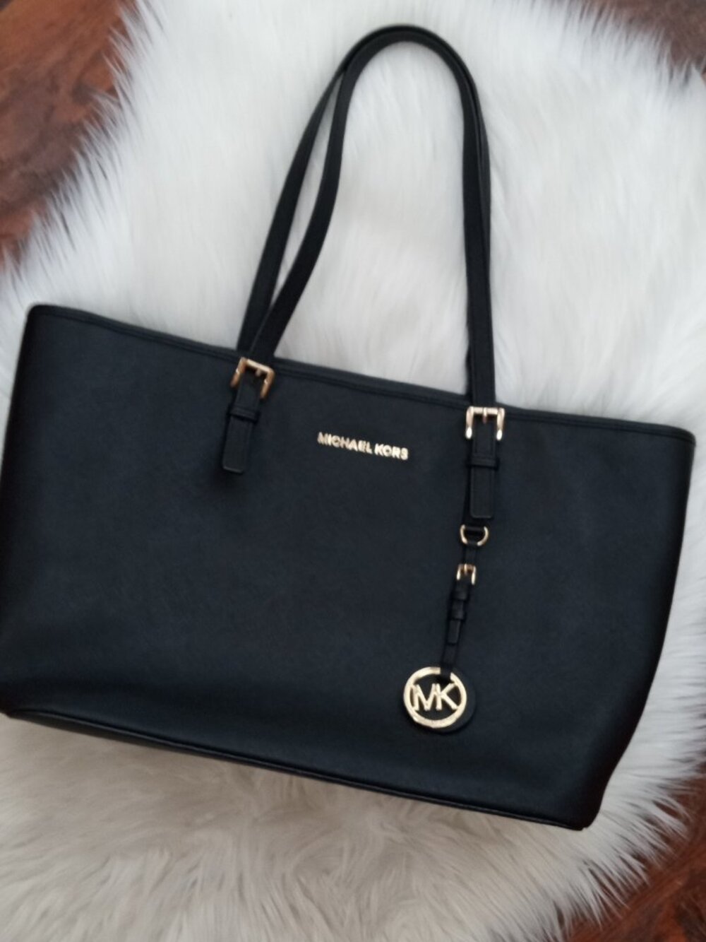 Michael Kors Jet Set Saffiano Leather Purse